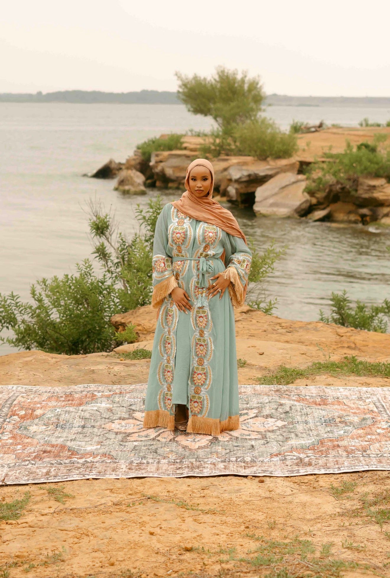 Jamila set