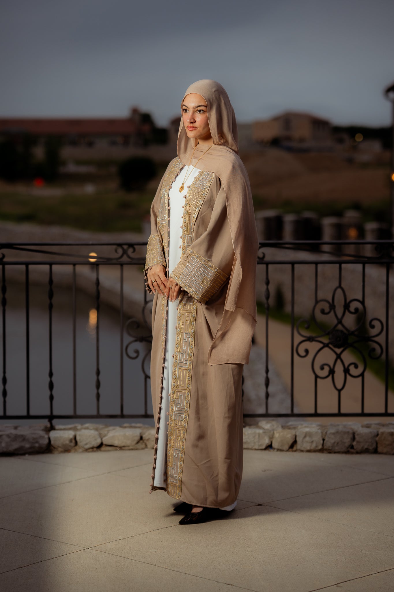 Bisht El binat