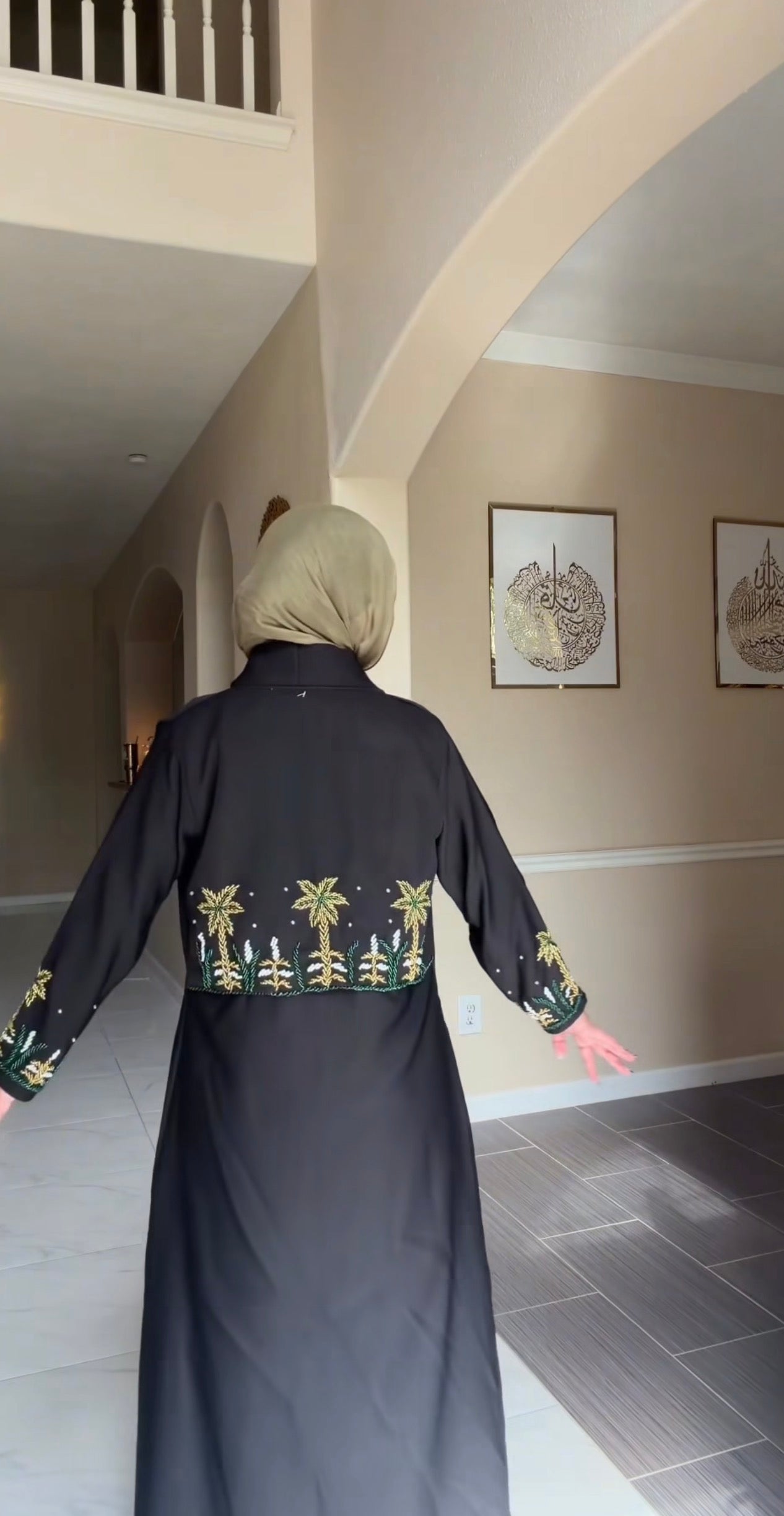 Palm tree Coat Abaya