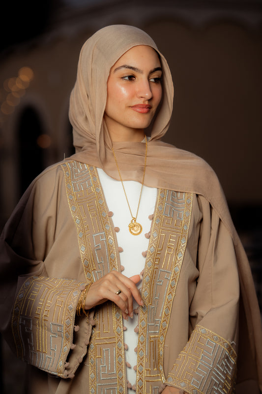 Bisht El binat